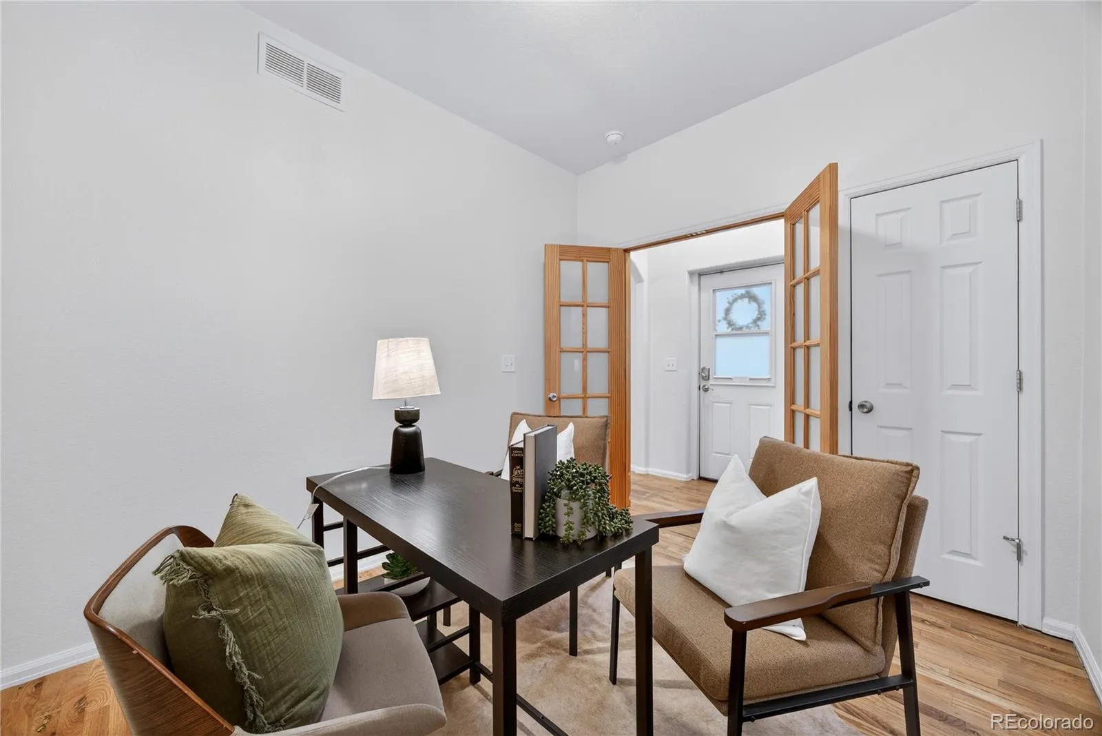 04012026174126 1600 11