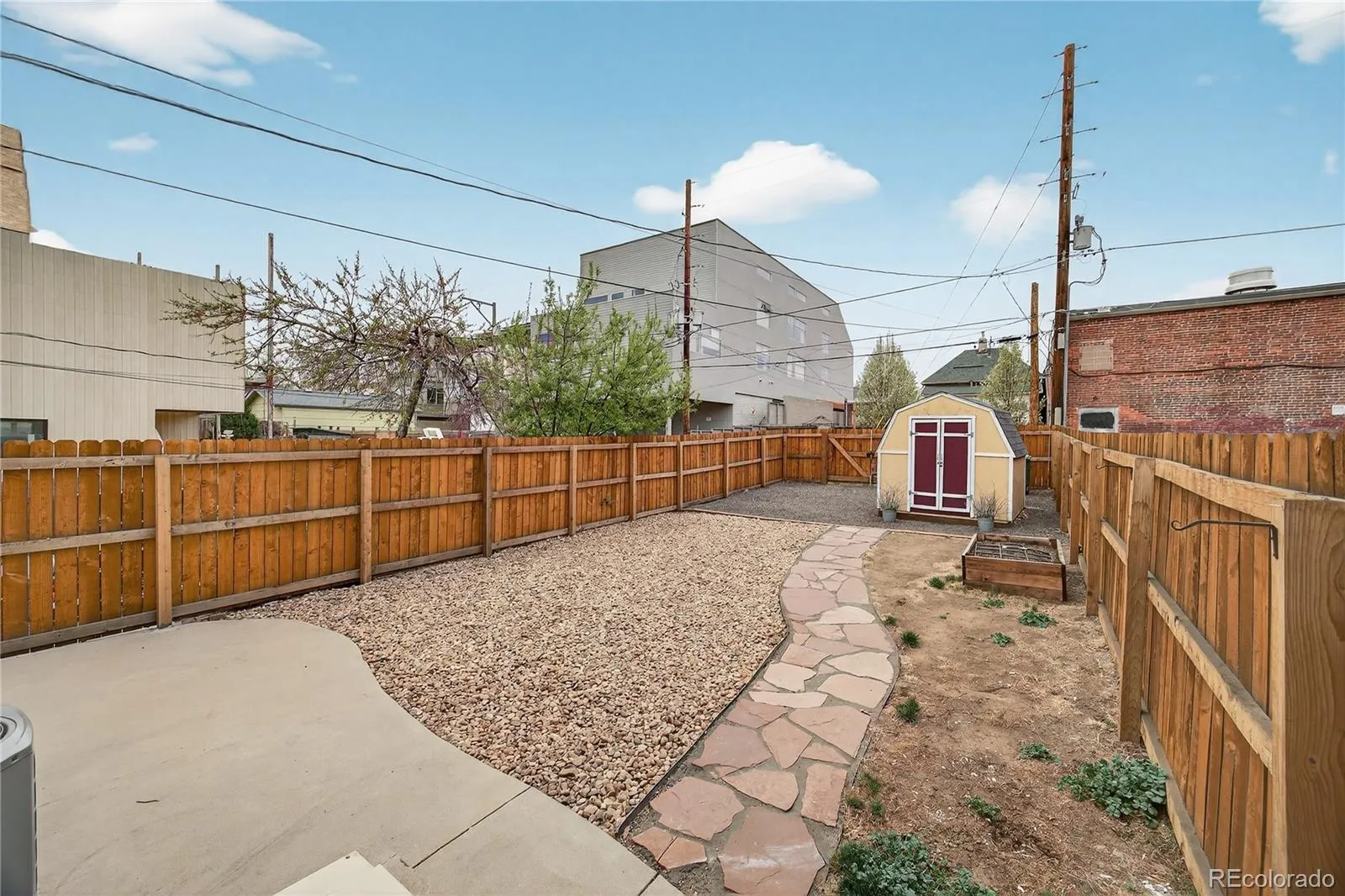 04012026174126 1600 12