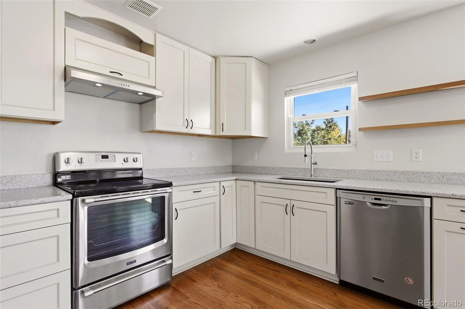 19232 E Baker Place Aurora CO 80013 | MLS #REC2931609 10082026215324 1600 11