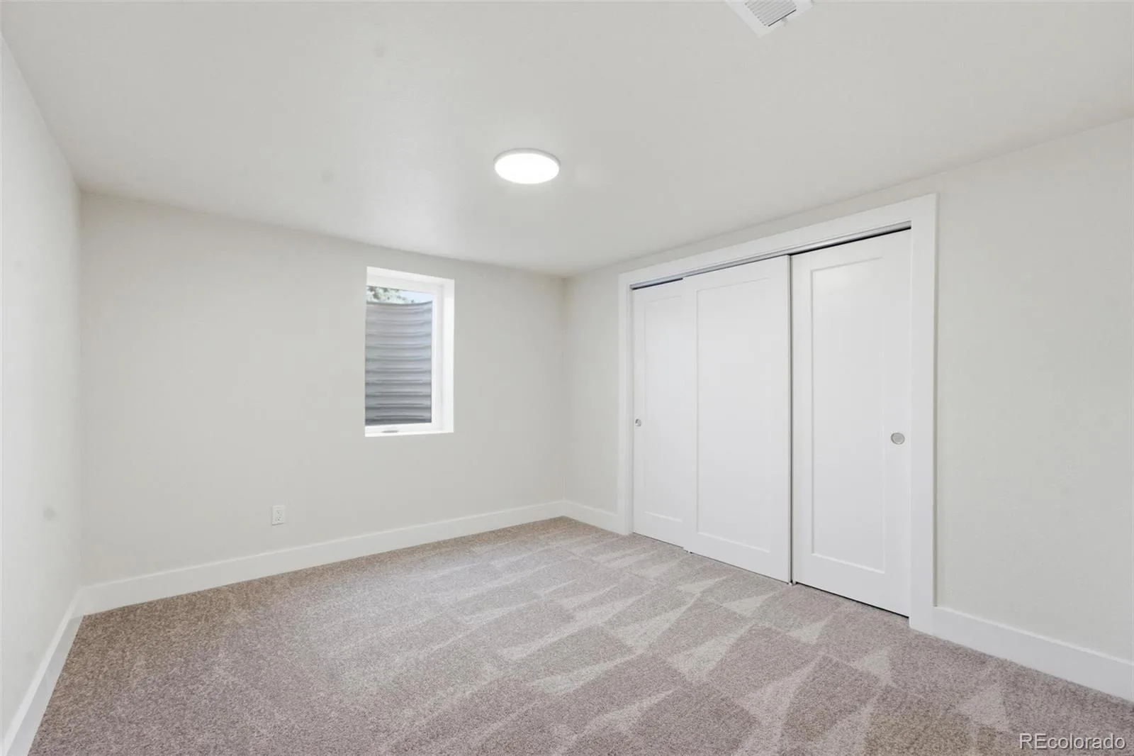2126 S Yarrow Street Lakewood CO 80227 MLS #REC2933265 06202026010848 1600 23