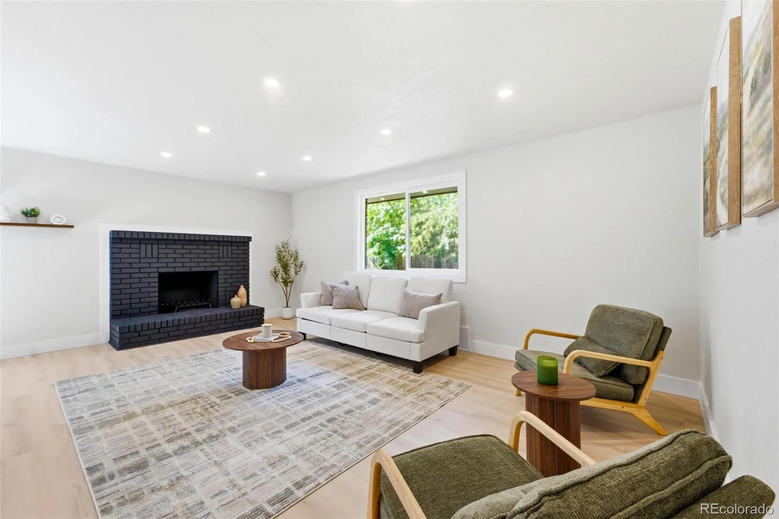 2126 S Yarrow Street Lakewood CO 80227 MLS #REC2933265 06202026010848 1600 9