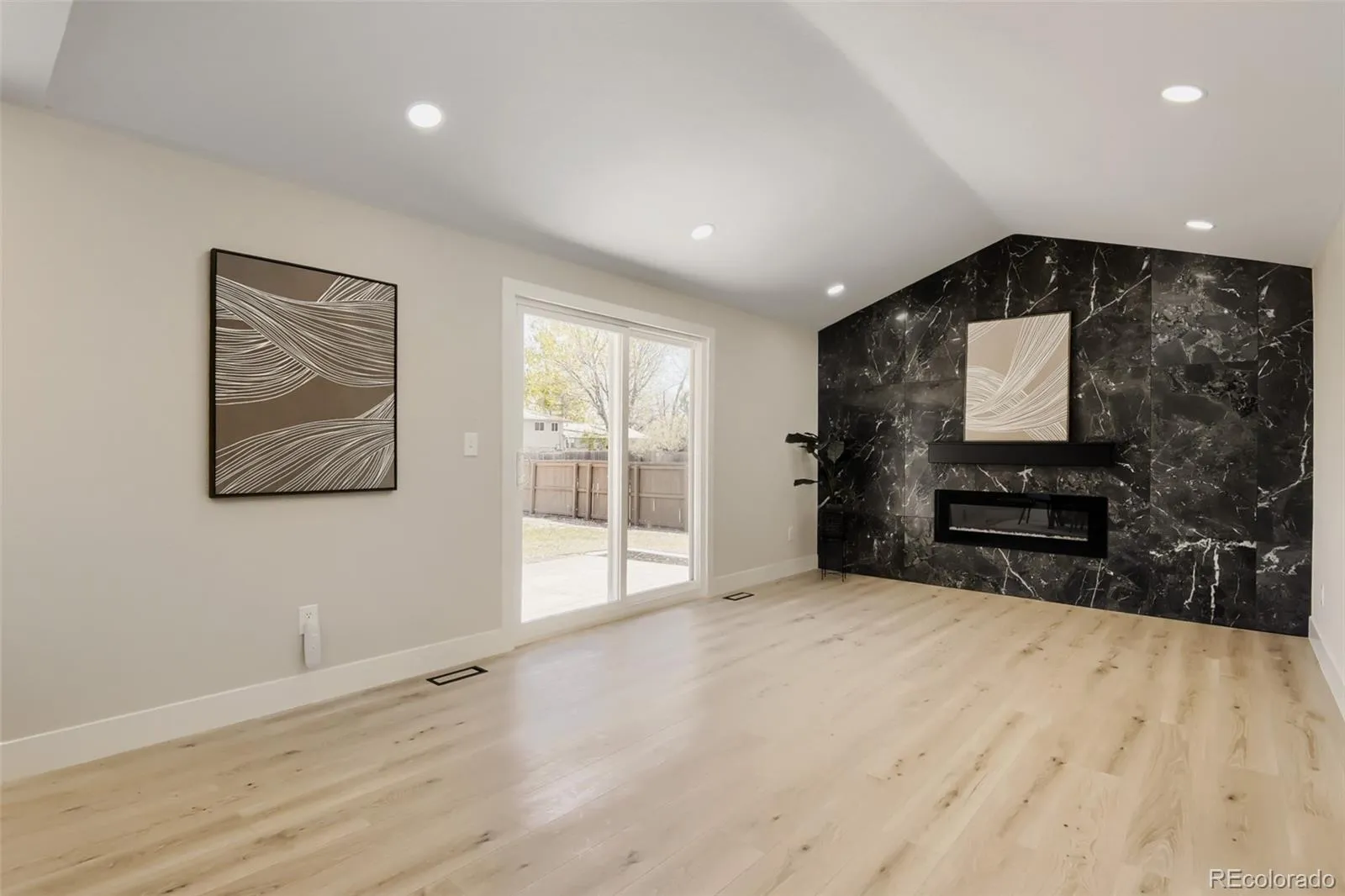 3158 S Dayton Court Denver CO 80231 MLS #REC2938340 04222026221855 1600 11