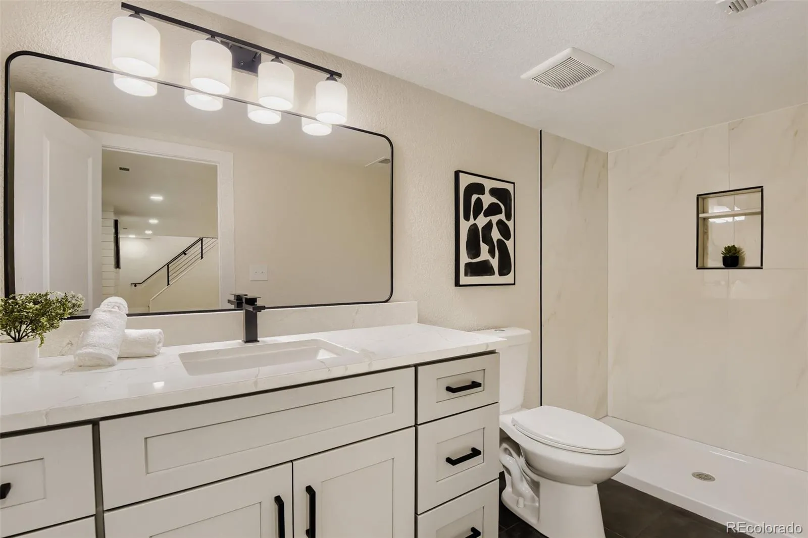 3158 S Dayton Court Denver CO 80231 MLS #REC2938340 04222026221855 1600 21