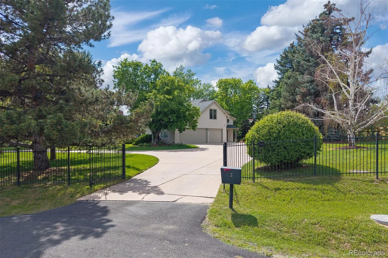 3 Tamarac Lane Englewood CO 80113 MLS #REC2939922 06092026004215 1600 48