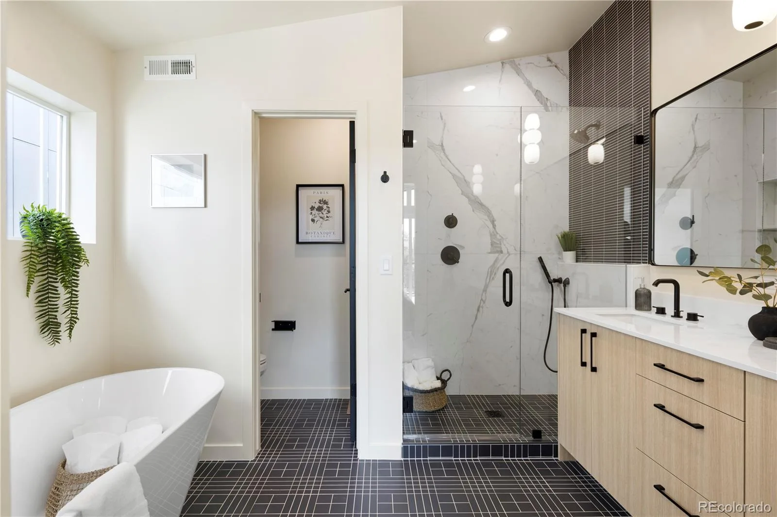 1260 N Stuart Street #2 Denver CO 80204 MLS #REC2940016 06102026075625 1600 14