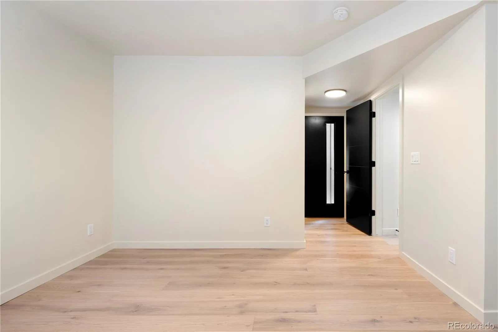 1260 N Stuart Street #2 Denver CO 80204 MLS #REC2940016 06102026075625 1600 18