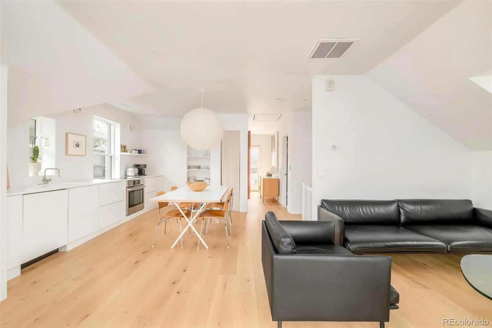 03272026005842 1600 11