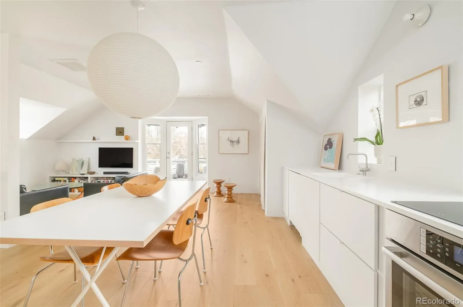 03272026005842 1600 4