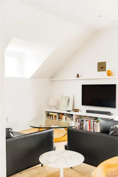 03272026005842 800 15