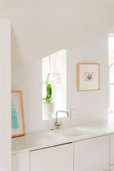 03272026005842 800 5