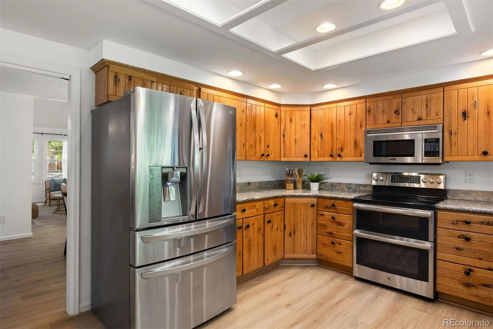 3085 E Hinsdale Avenue Centennial CO 80122 MLS #REC2942209 06242026004130 1600 19