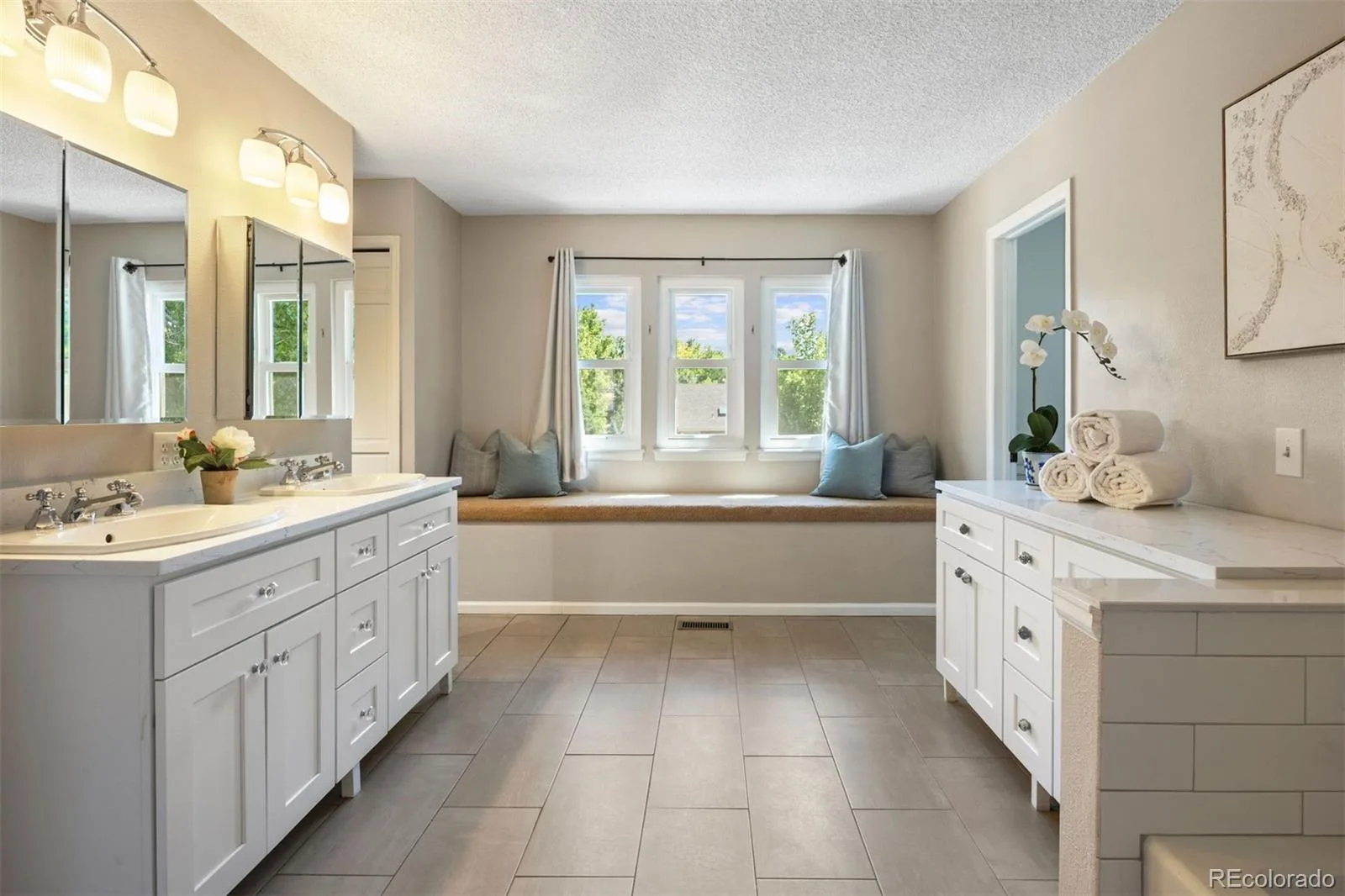 3085 E Hinsdale Avenue Centennial CO 80122 MLS #REC2942209 06242026004130 1600 28