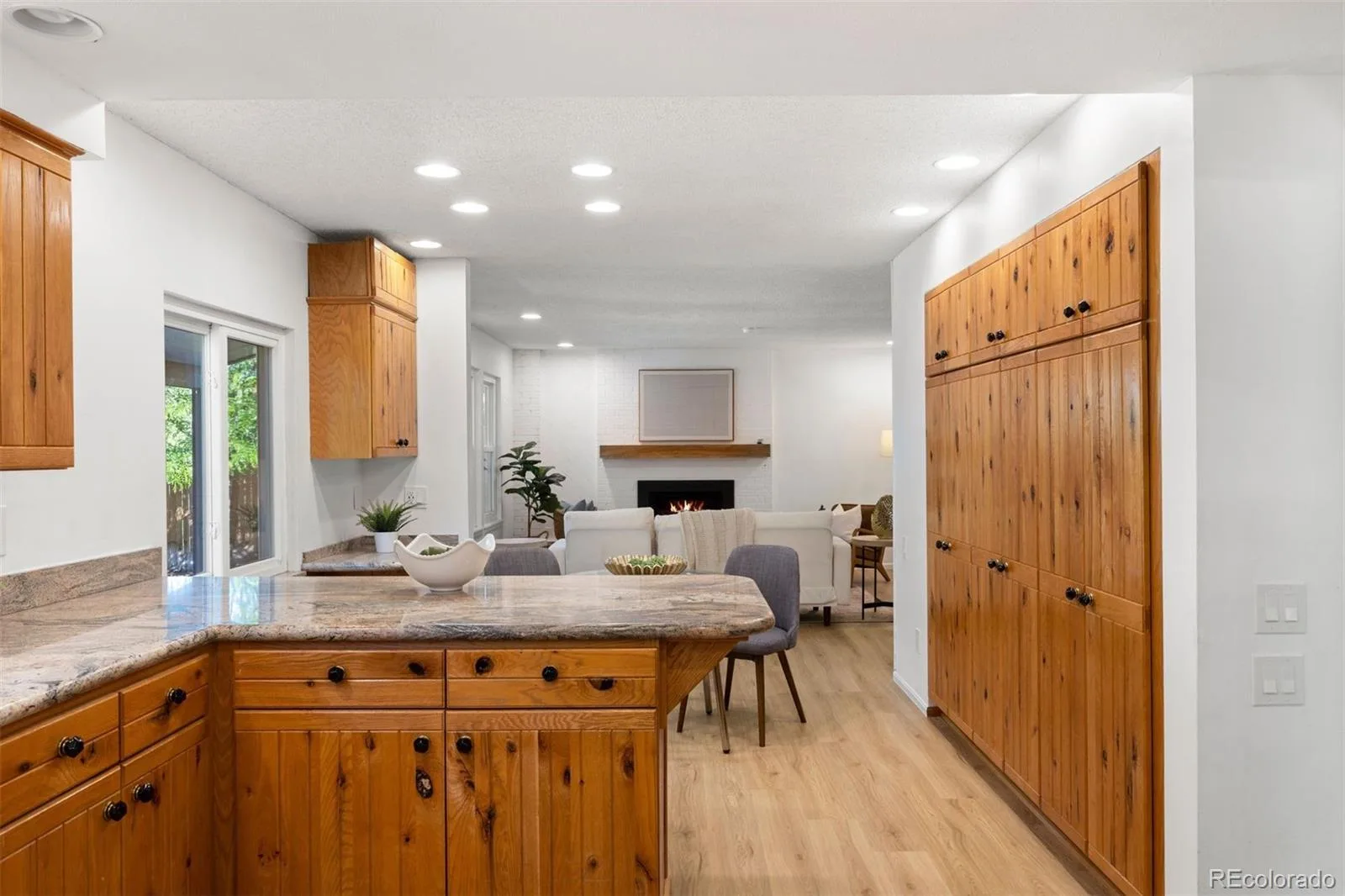 3085 E Hinsdale Avenue Centennial CO 80122 MLS #REC2942209 06242026004130 1600 9