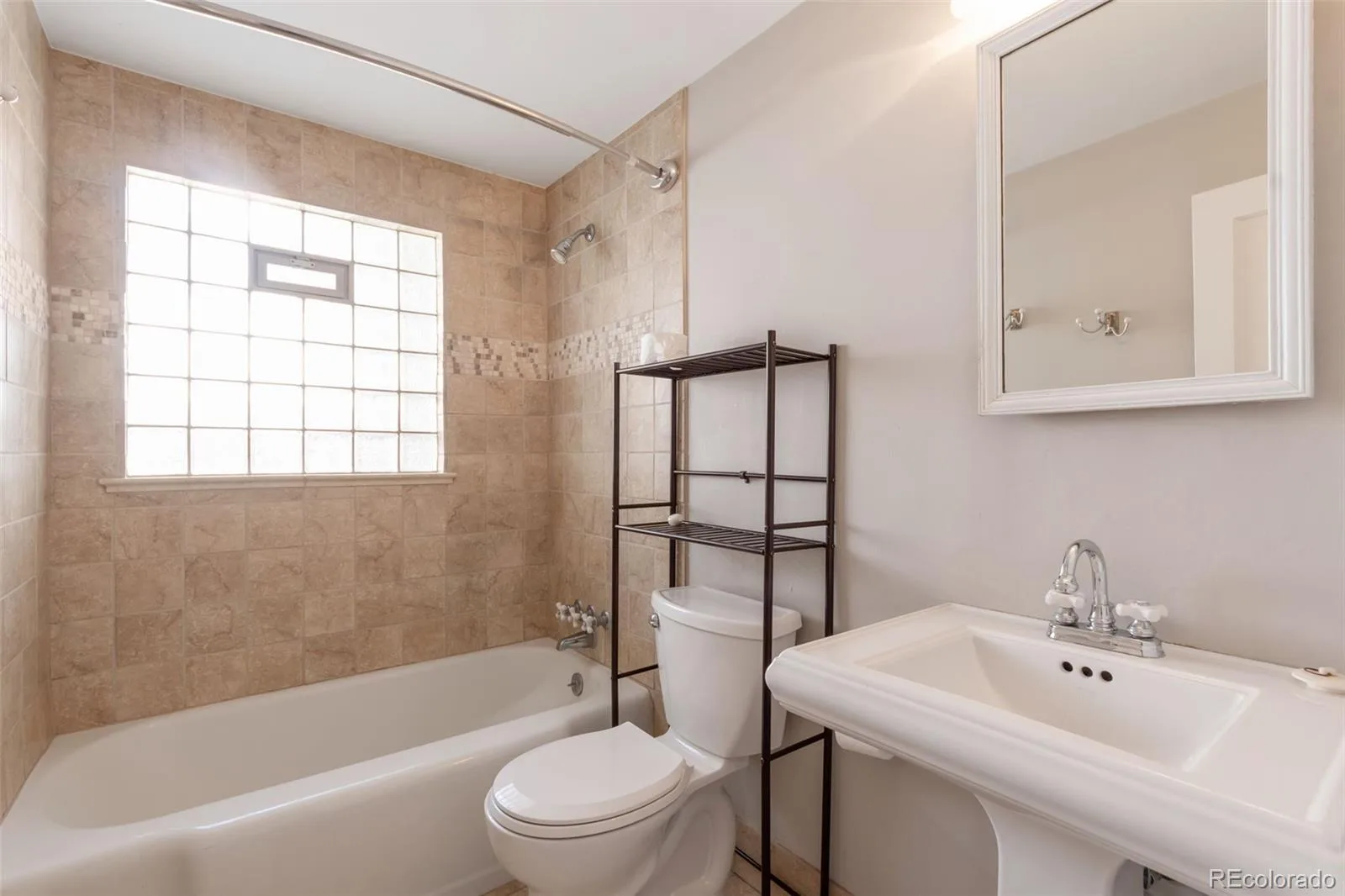 595 S High Street Denver CO 80209 | MLS #REC2943408 07172026182546 1600 8