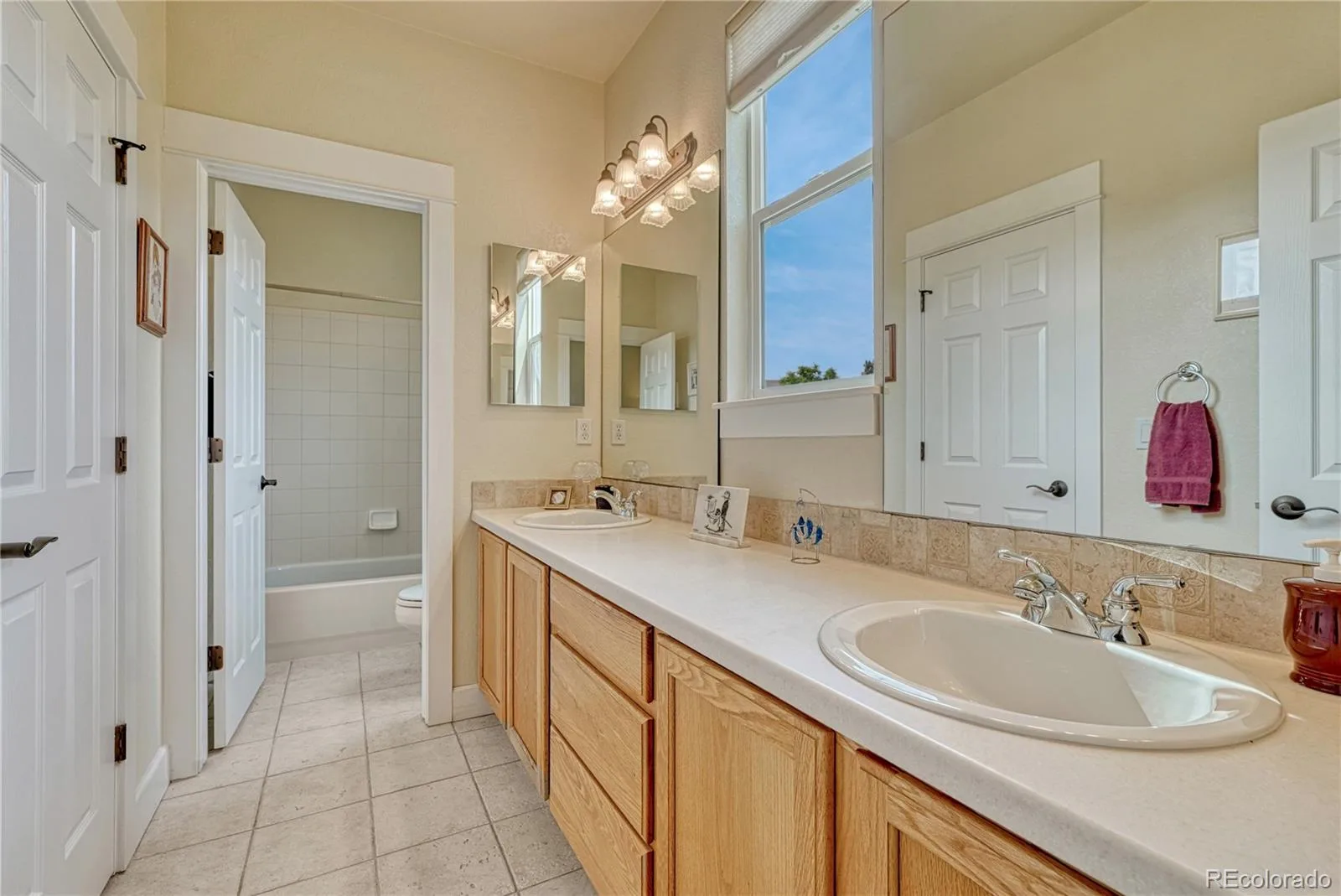 5302 Danvers Court Castle Rock CO 80104 | MLS #REC2944109 08222026132632 1600 30