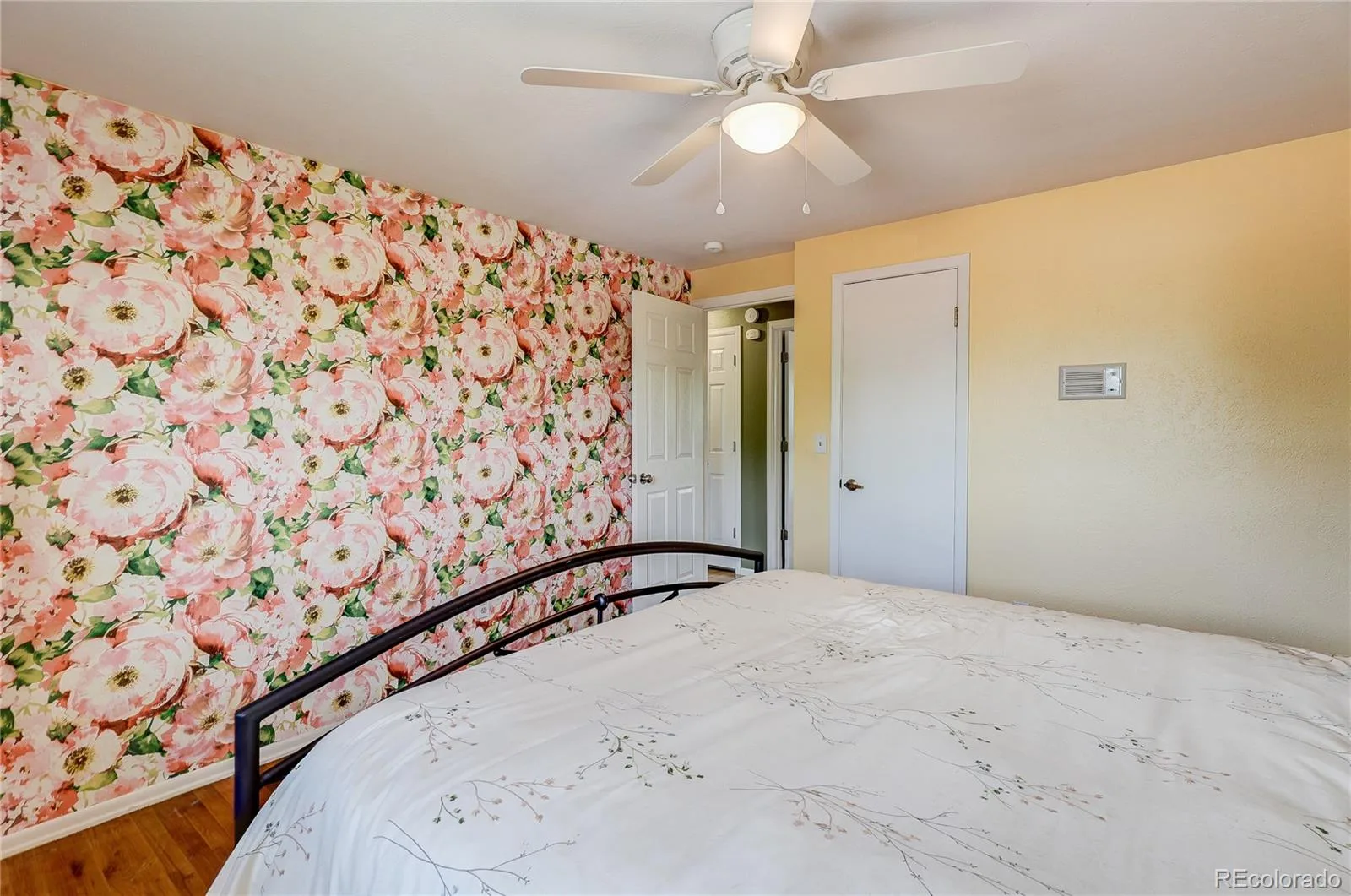 8186 E Girard Avenue Denver CO 80231 | MLS #REC2944748 06262026164655 1600 18