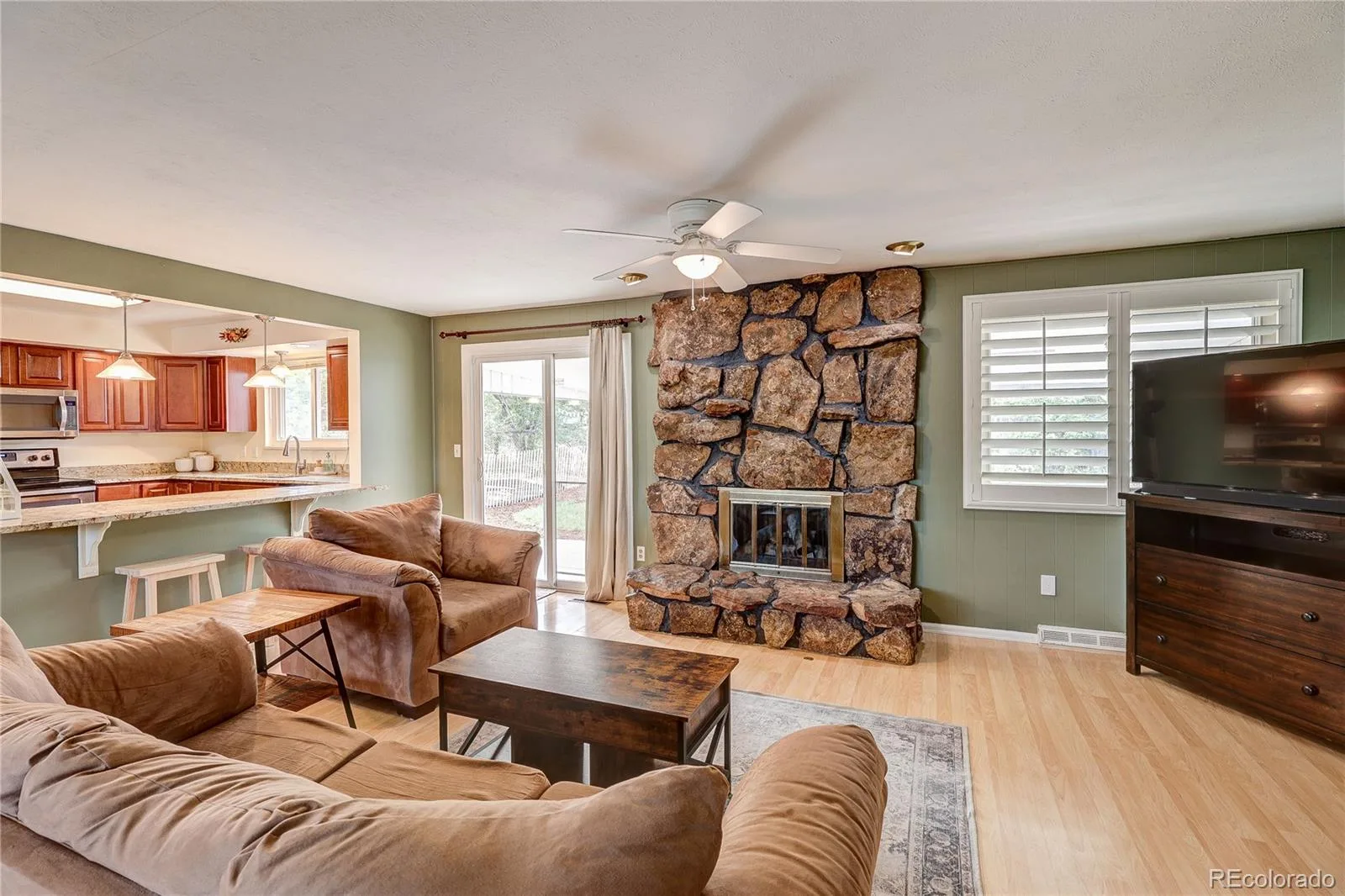 8186 E Girard Avenue Denver CO 80231 | MLS #REC2944748 06262026164655 1600 2