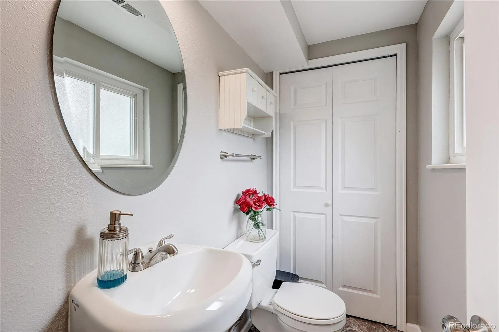 8186 E Girard Avenue Denver CO 80231 | MLS #REC2944748 06262026164655 1600 24