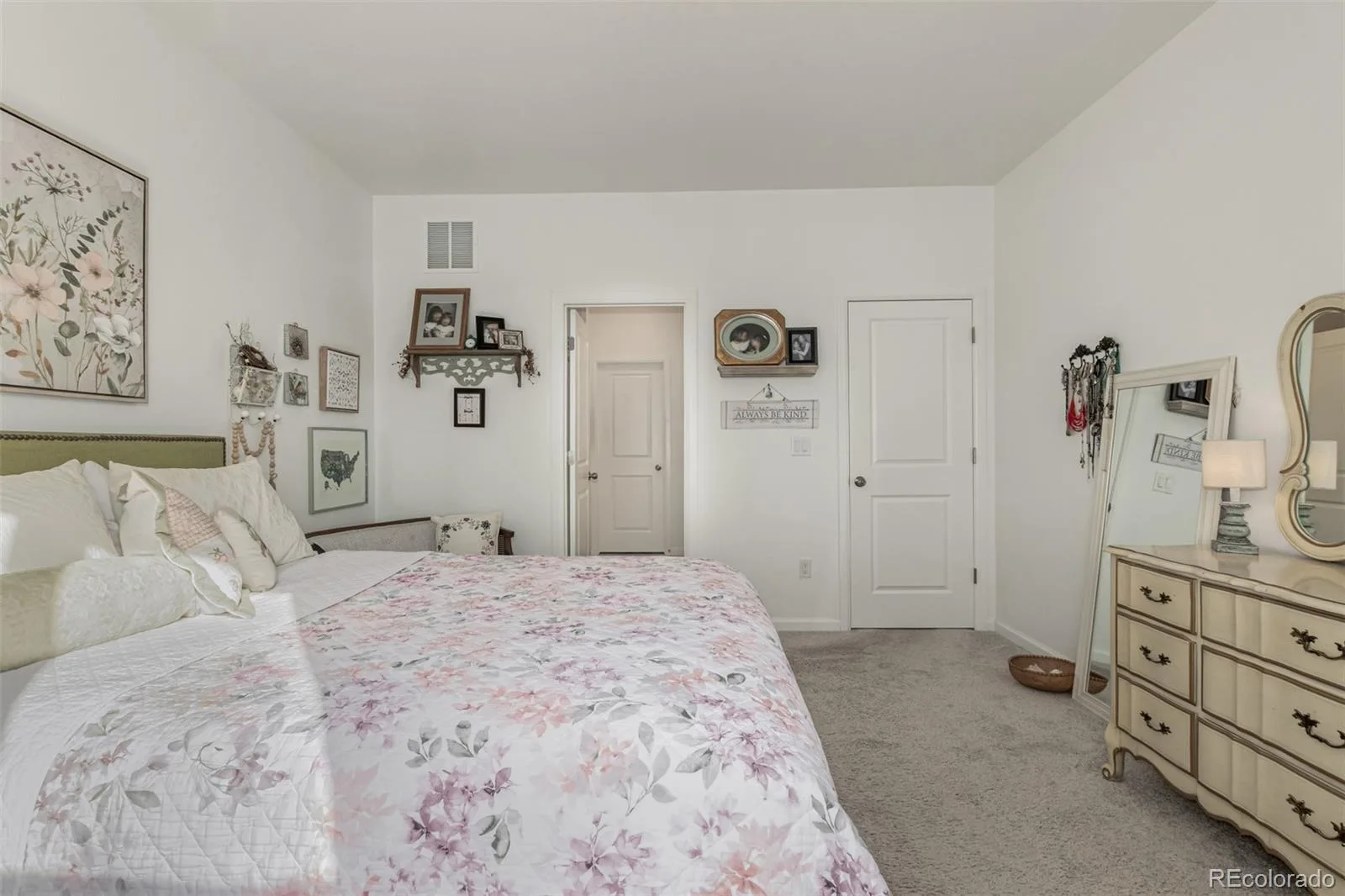 11853 Zebra Grass Way Parker CO 80138 | MLS #REC2945829 07212026173620 1600 11