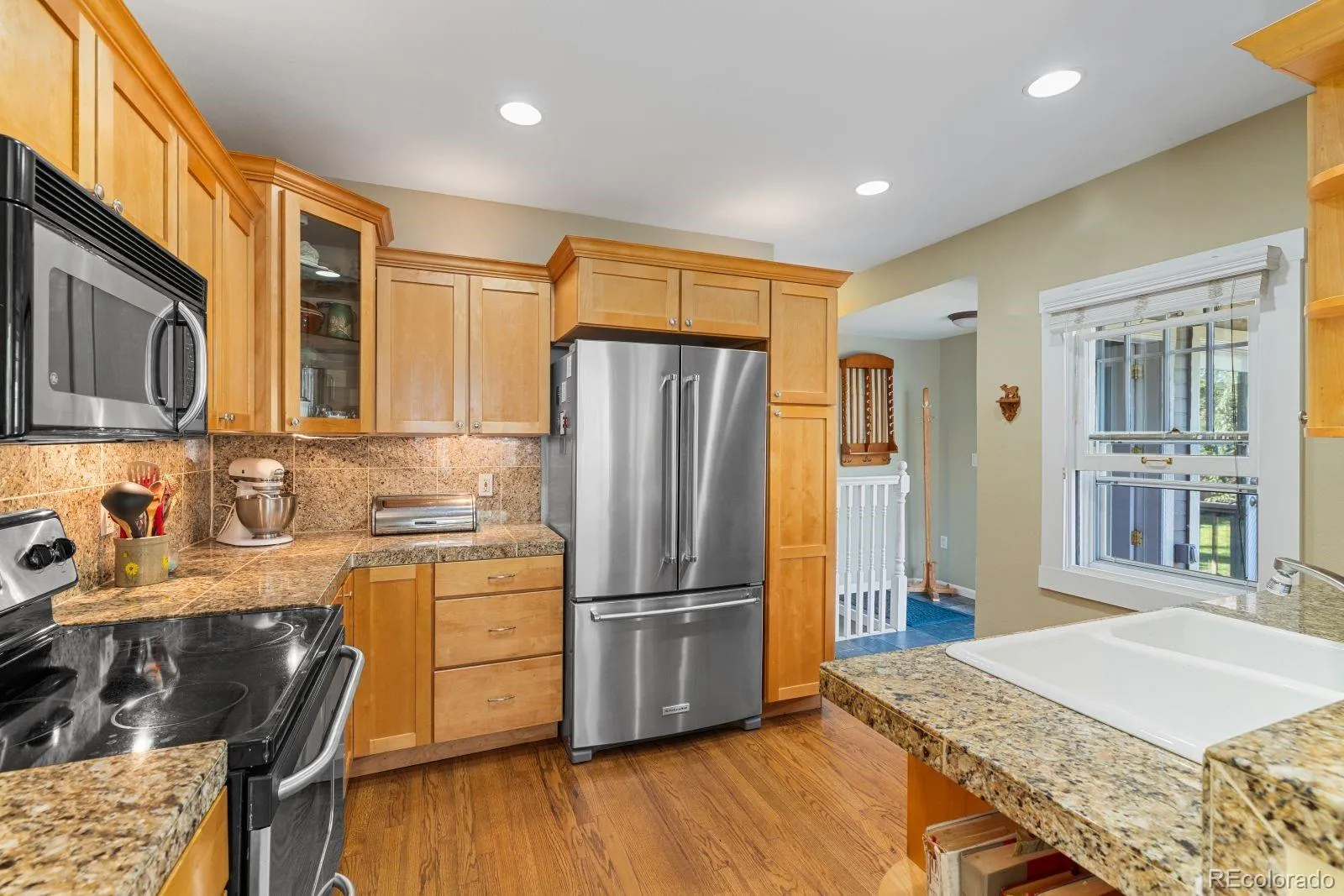 1872 S Marion Street Denver CO 80210 MLS #REC2947951 05122026160634 1600 25