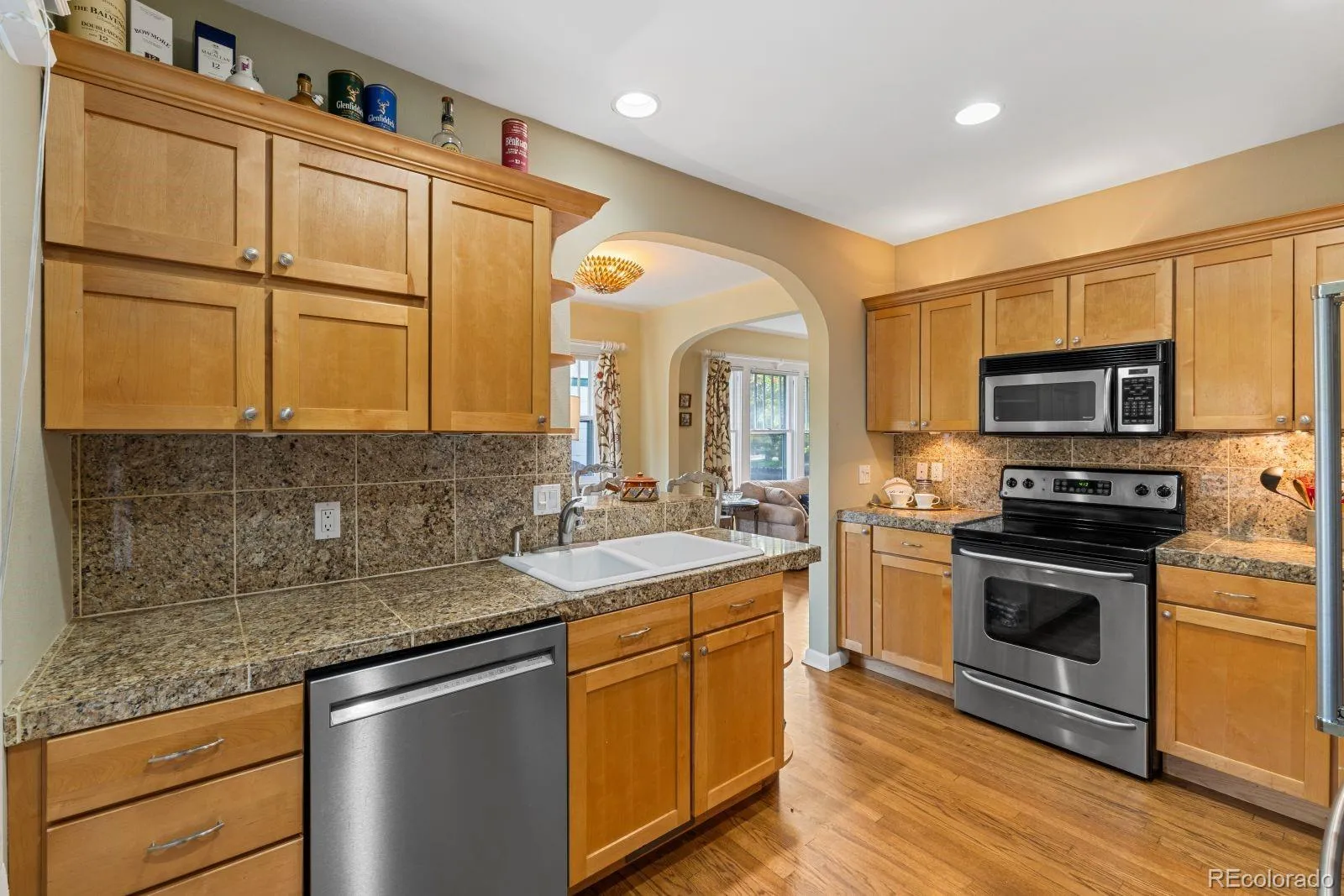 1872 S Marion Street Denver CO 80210 MLS #REC2947951 05122026160634 1600 27