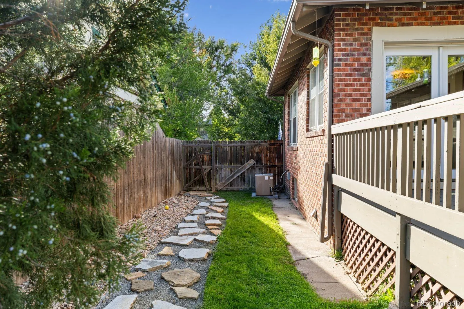 1872 S Marion Street Denver CO 80210 MLS #REC2947951 05122026160634 1600 35