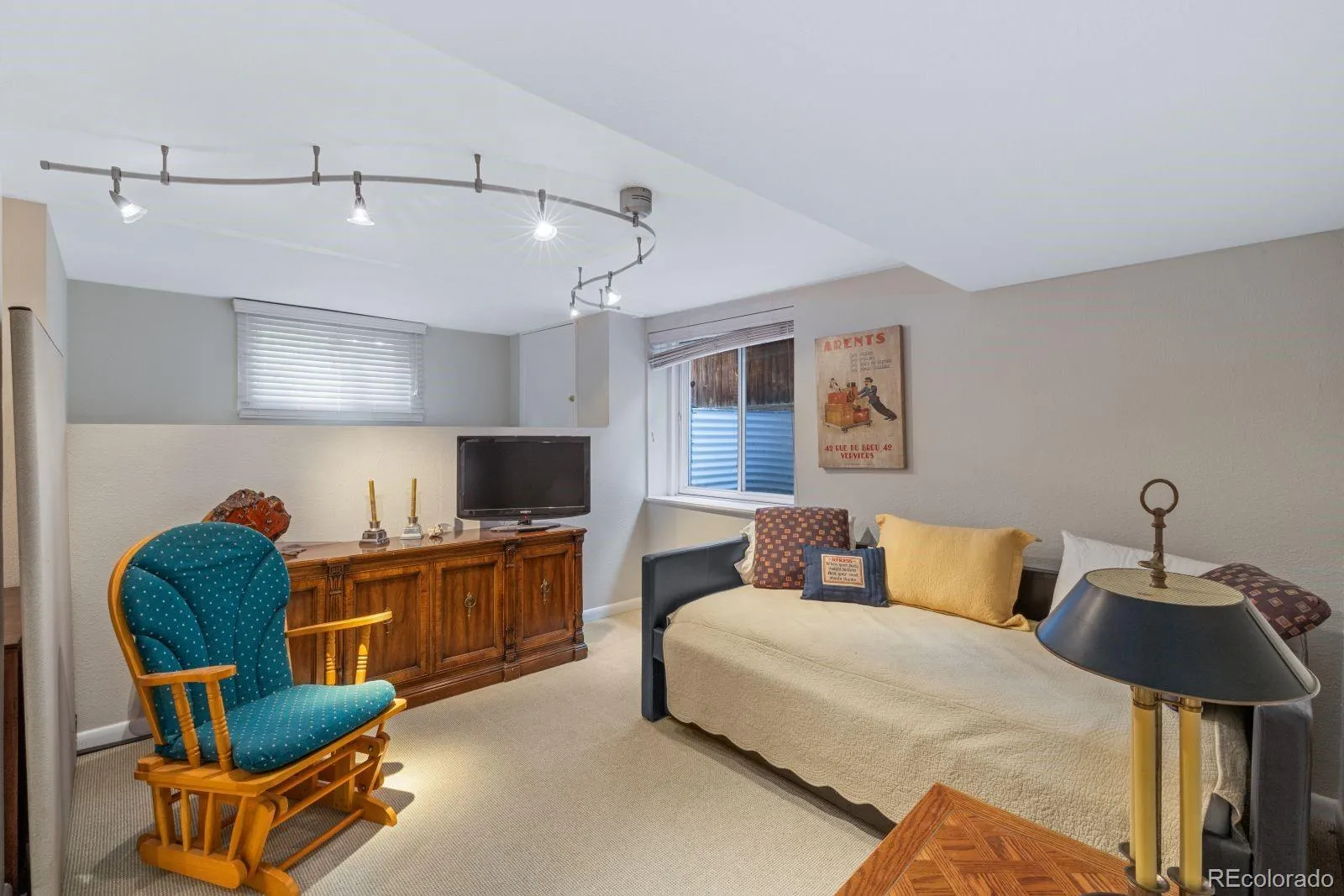 1872 S Marion Street Denver CO 80210 MLS #REC2947951 05122026160634 1600 39