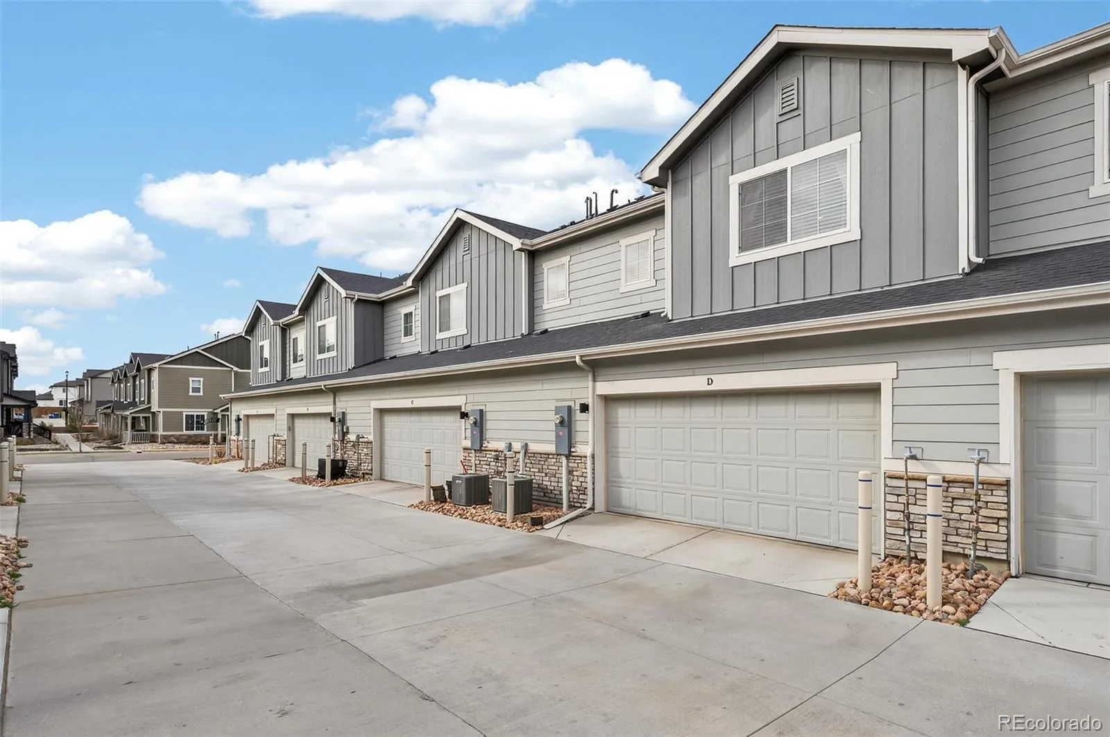 16871 E 119th Avenue #D Commerce City CO 80022 | MLS #REC2949599 08132026204518 1600 25