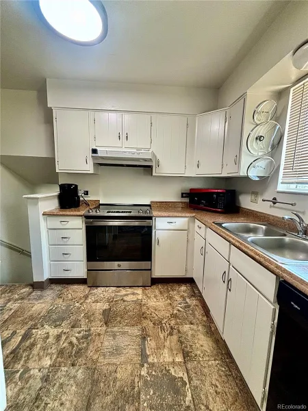 8665 Lamar Drive Arvada CO 80003 | MLS #REC2949811 08232026042049 800 9