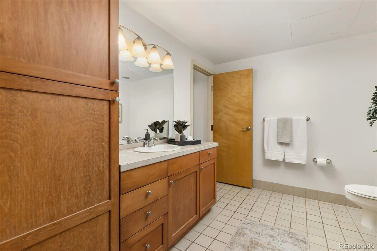1800 Lawrence Street #408 Denver CO 80202 MLS #REC2950676 05052026035124 1600 17