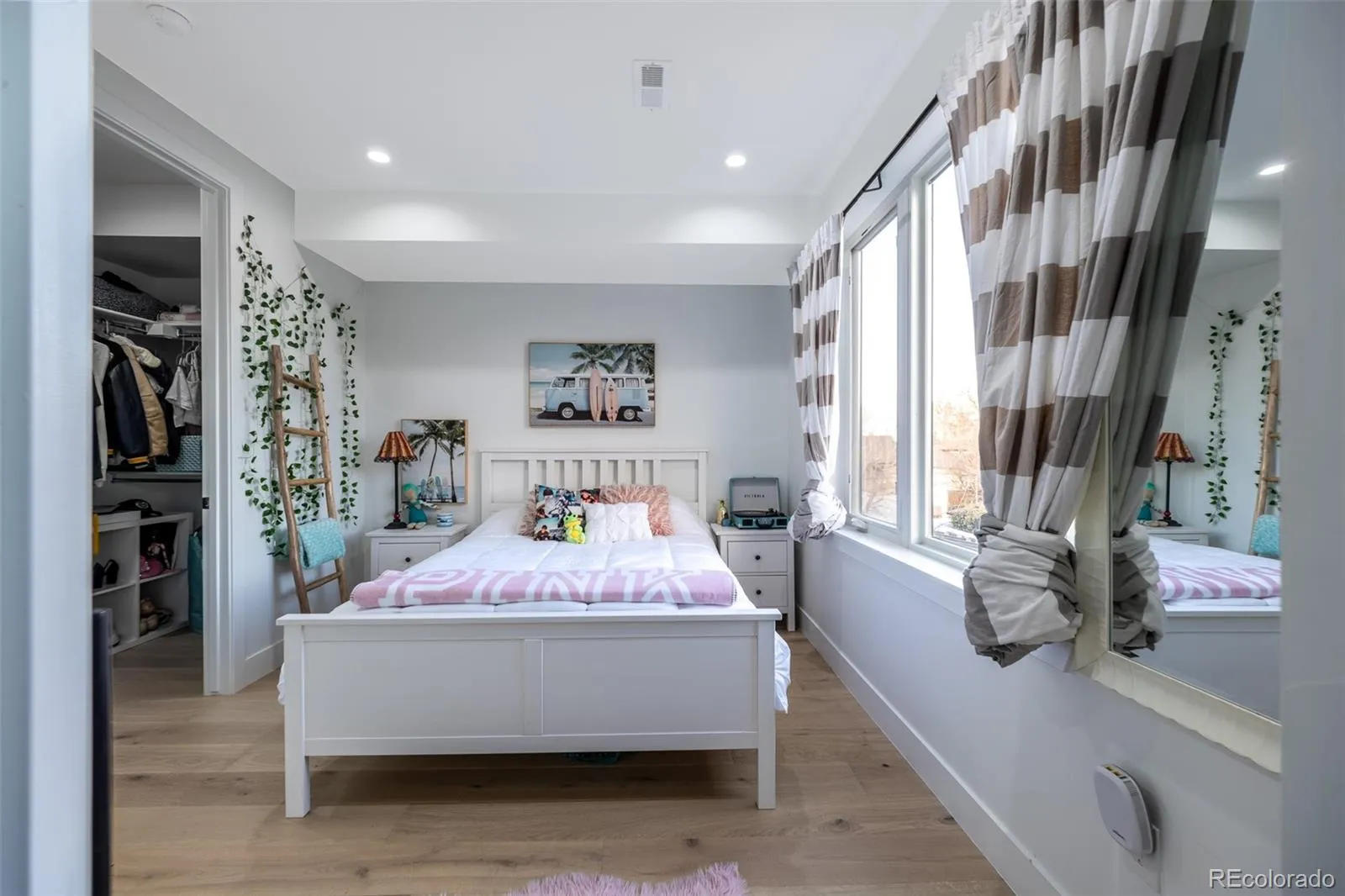 04102026164734 1600 17