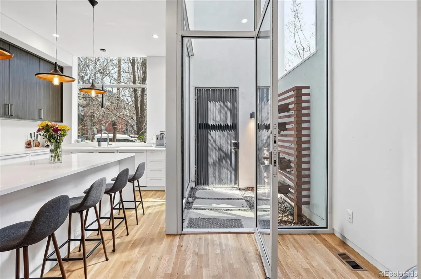 03202026030816 1600 12