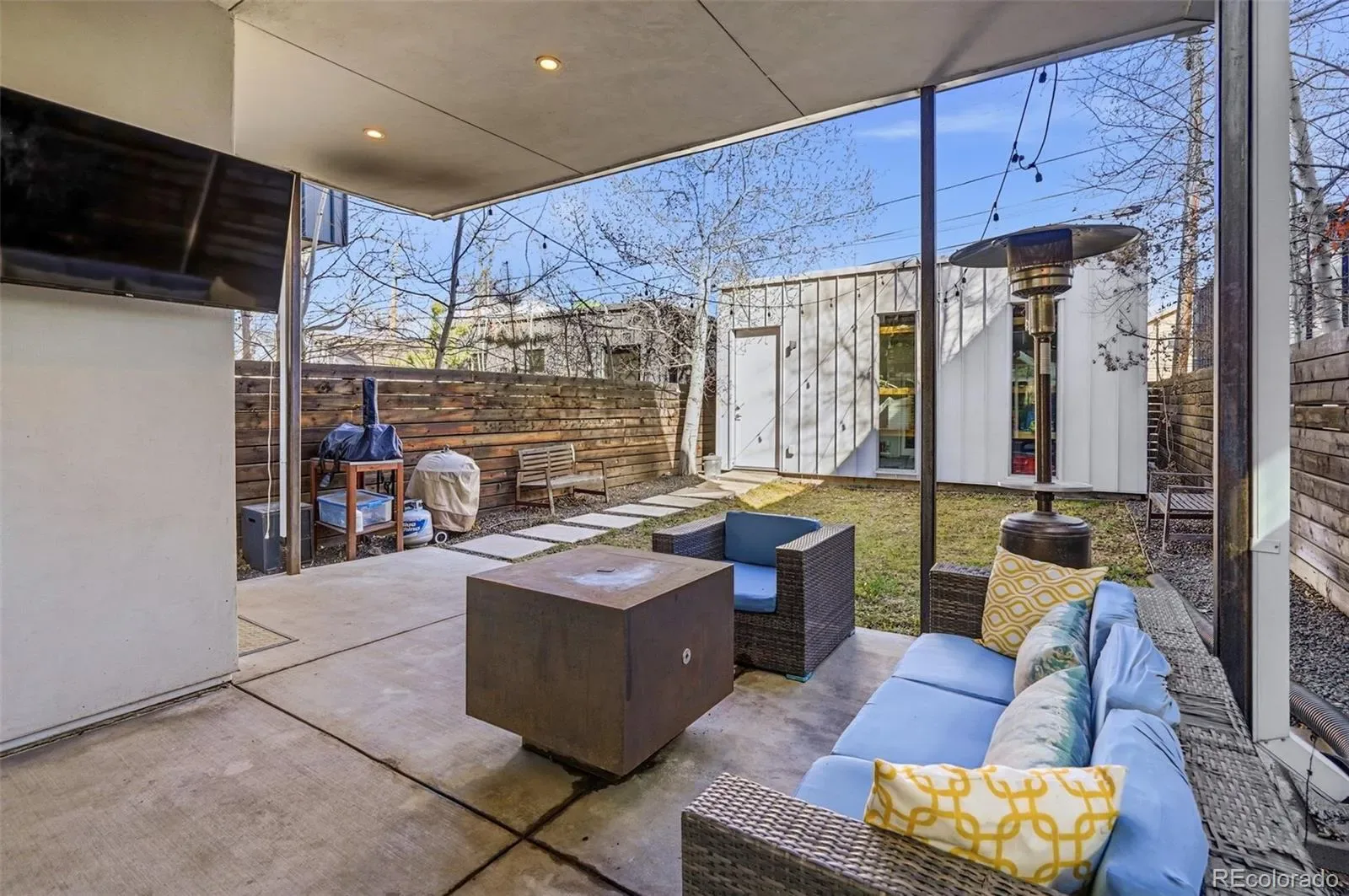 03202026030816 1600 40