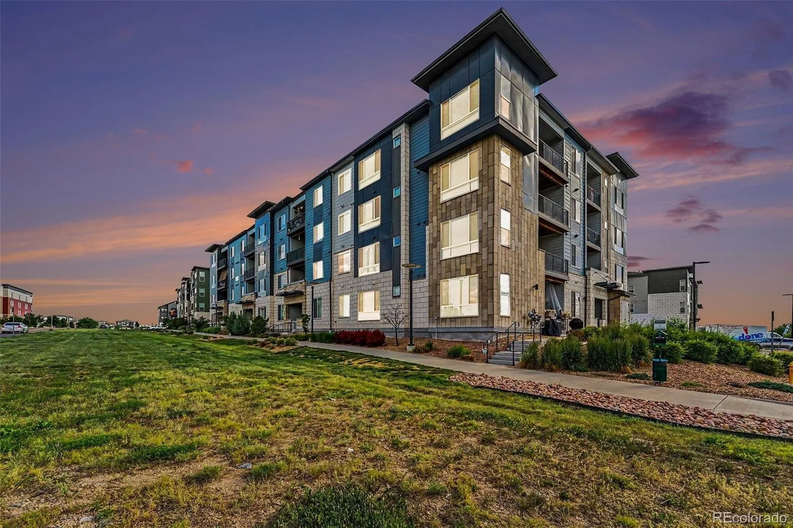 9283 Twenty Mile Road #203 Parker CO 80134 | MLS #REC2956416 07162026160805 1600 20