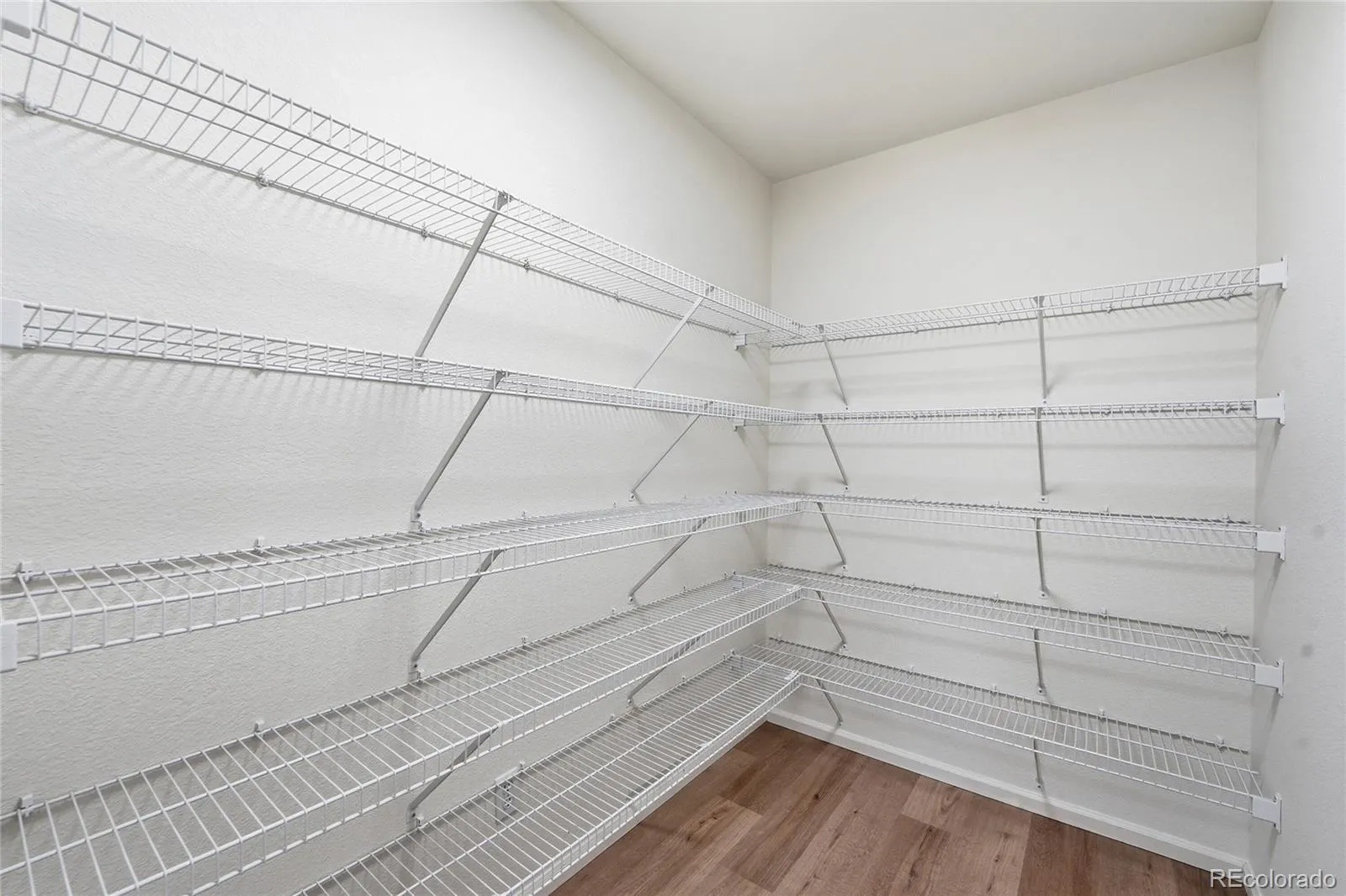 16811 E Caley Place Aurora CO 80016 MLS #REC2957331 05182026194635 1600 21