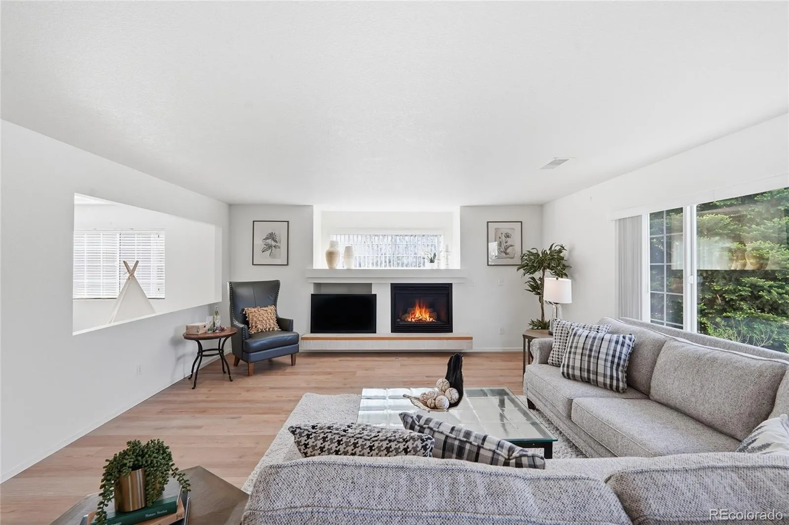 16811 E Caley Place Aurora CO 80016 MLS #REC2957331 05182026194635 1600 23