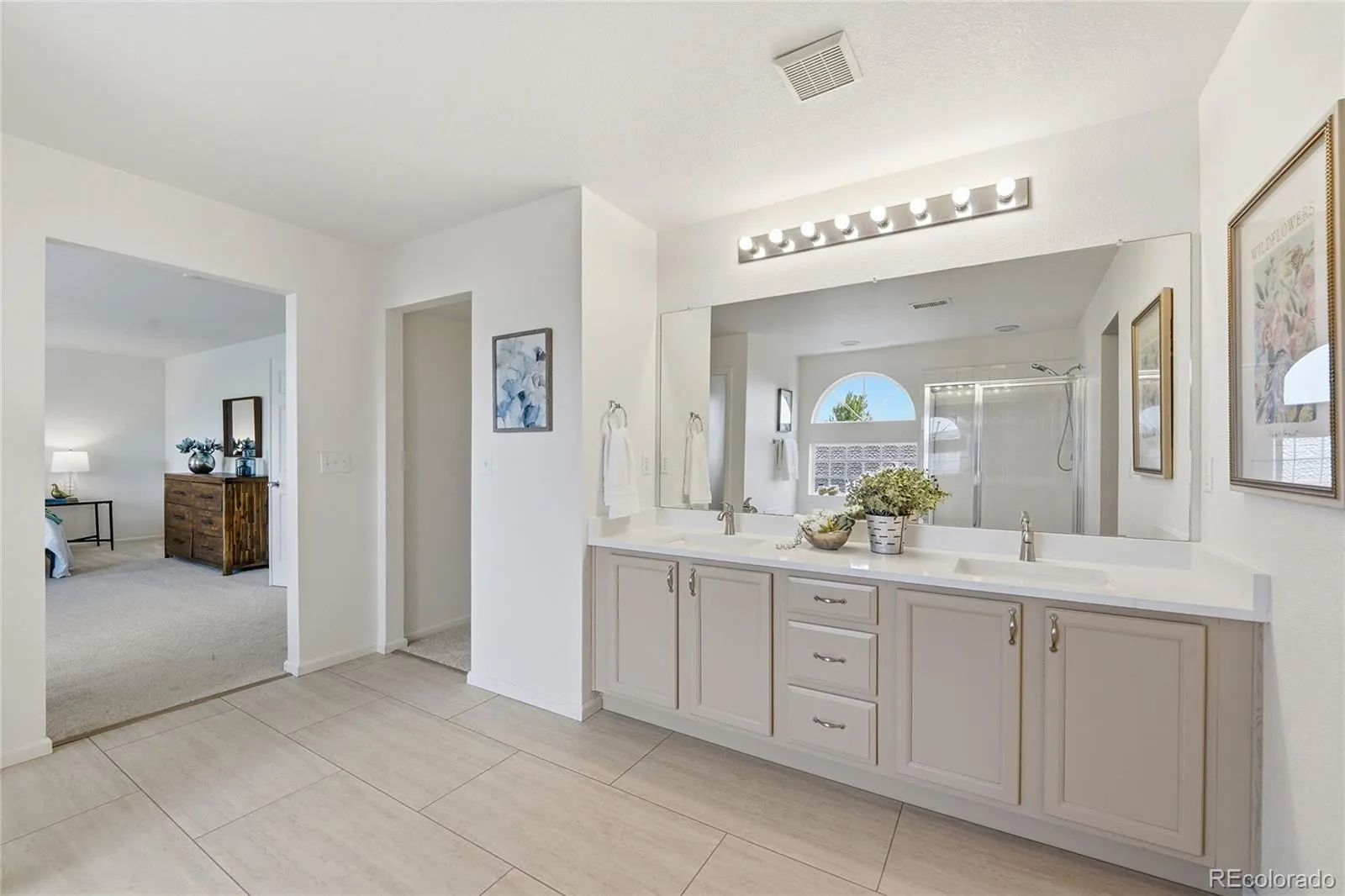 16811 E Caley Place Aurora CO 80016 MLS #REC2957331 05182026194635 1600 28