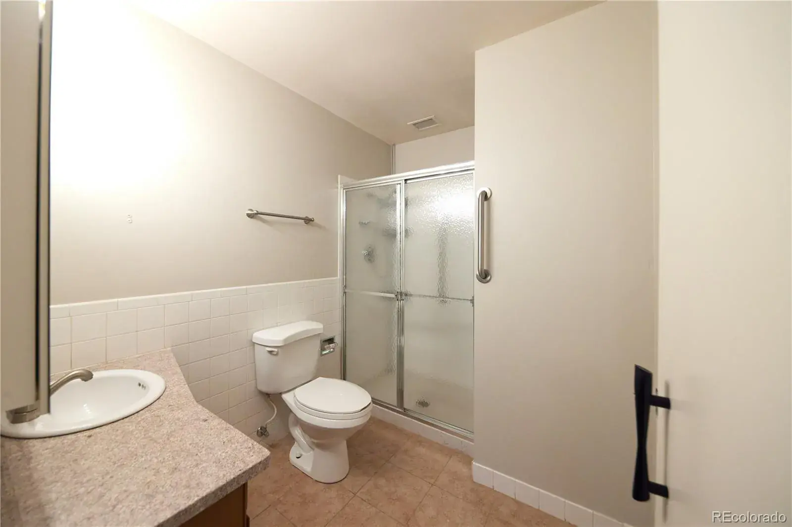 9320 E Center Avenue #8B Denver CO 80247 MLS #REC2959996 10152025151111 1600 20