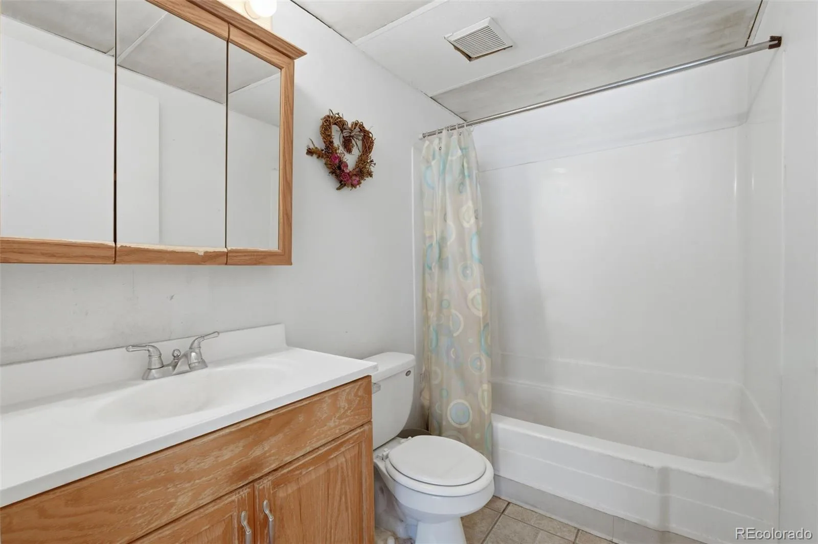 2130 S Vaughn Way #202E Aurora CO 80014 | MLS #REC2963862 08222026140240 1600 16