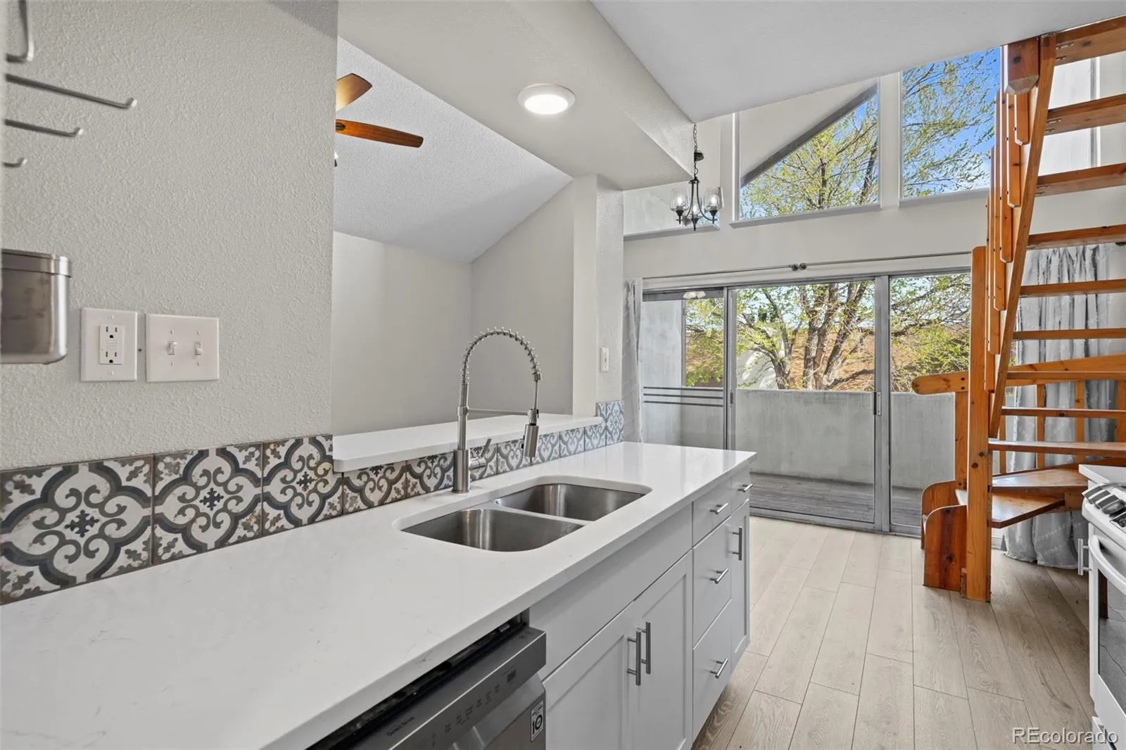 3539 S Fairplay Way #10 #B Aurora CO 80014 MLS #REC2964411 04172026221139 1600 1
