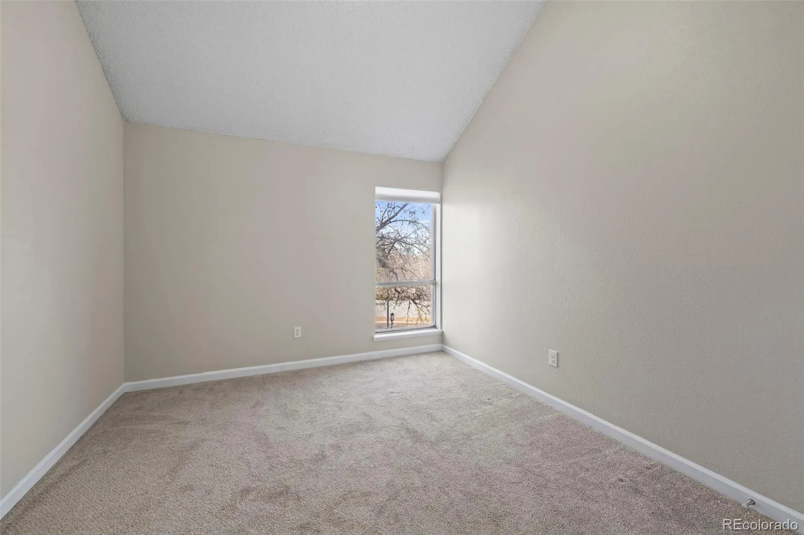 3539 S Fairplay Way #10 #B Aurora CO 80014 MLS #REC2964411 04172026221139 1600 13
