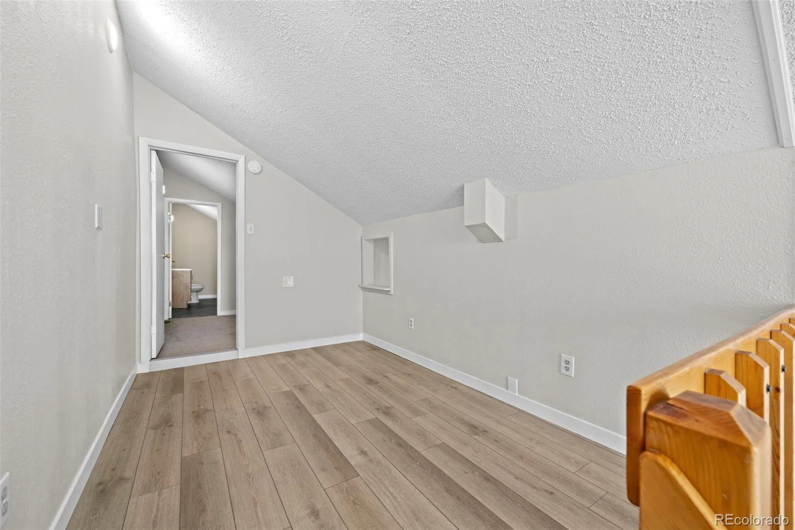 3539 S Fairplay Way #10 #B Aurora CO 80014 MLS #REC2964411 04172026221139 1600 19