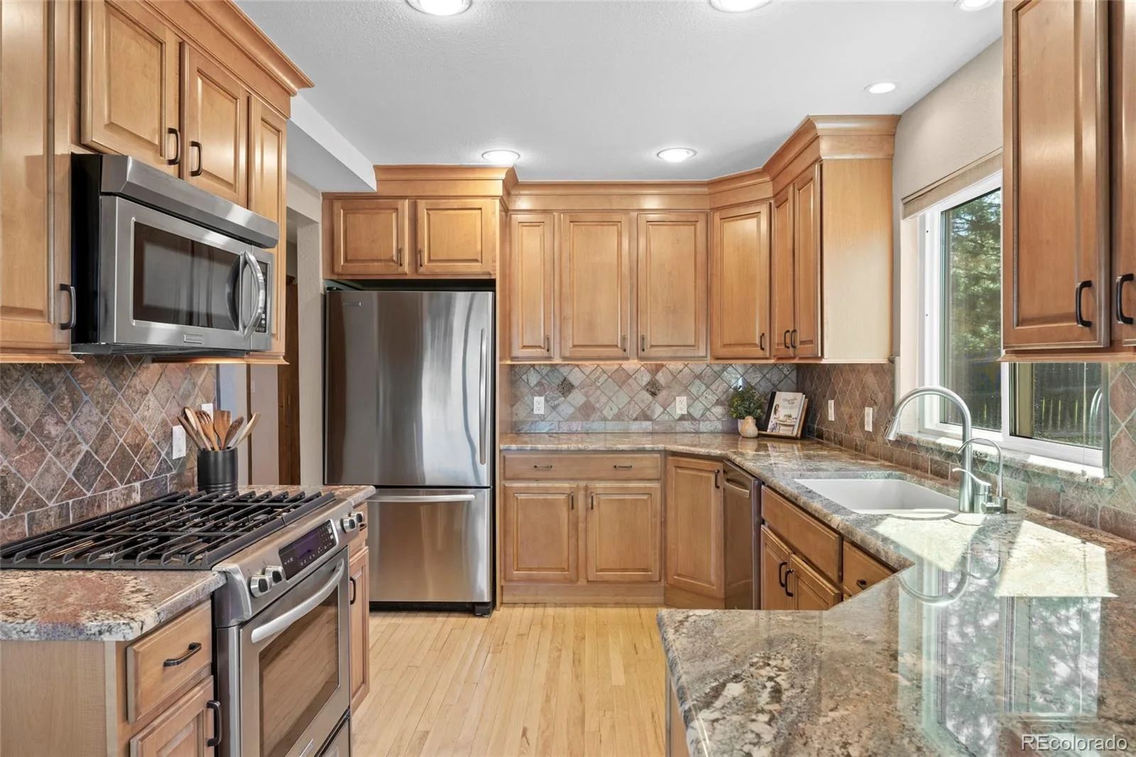 8714 Pawnee Road Parker CO 80134 MLS #REC2964889 06252026214156 1600 13
