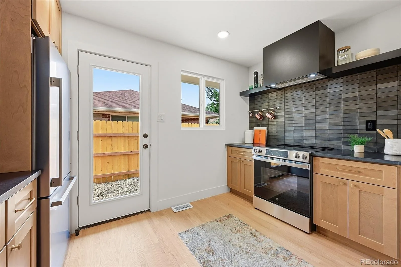 3660 N Grape Street Denver CO 80207 | MLS #REC2965103 08202026172608 1600 4