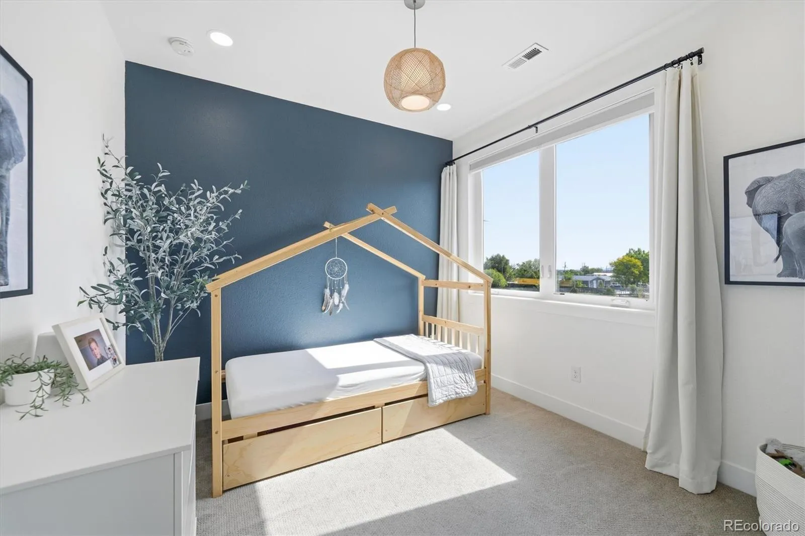 5859 Zuni Court Denver CO 80221 MLS #REC2965406 05222026025120 1600 33