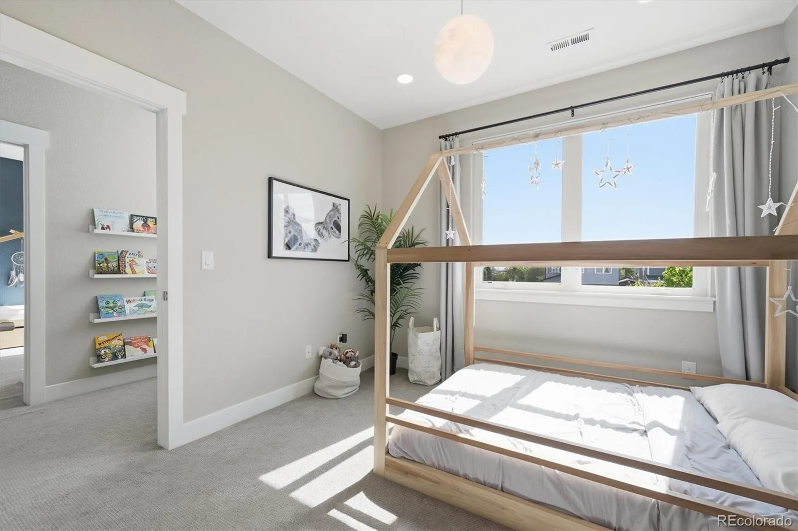 5859 Zuni Court Denver CO 80221 MLS #REC2965406 05222026025120 1600 36