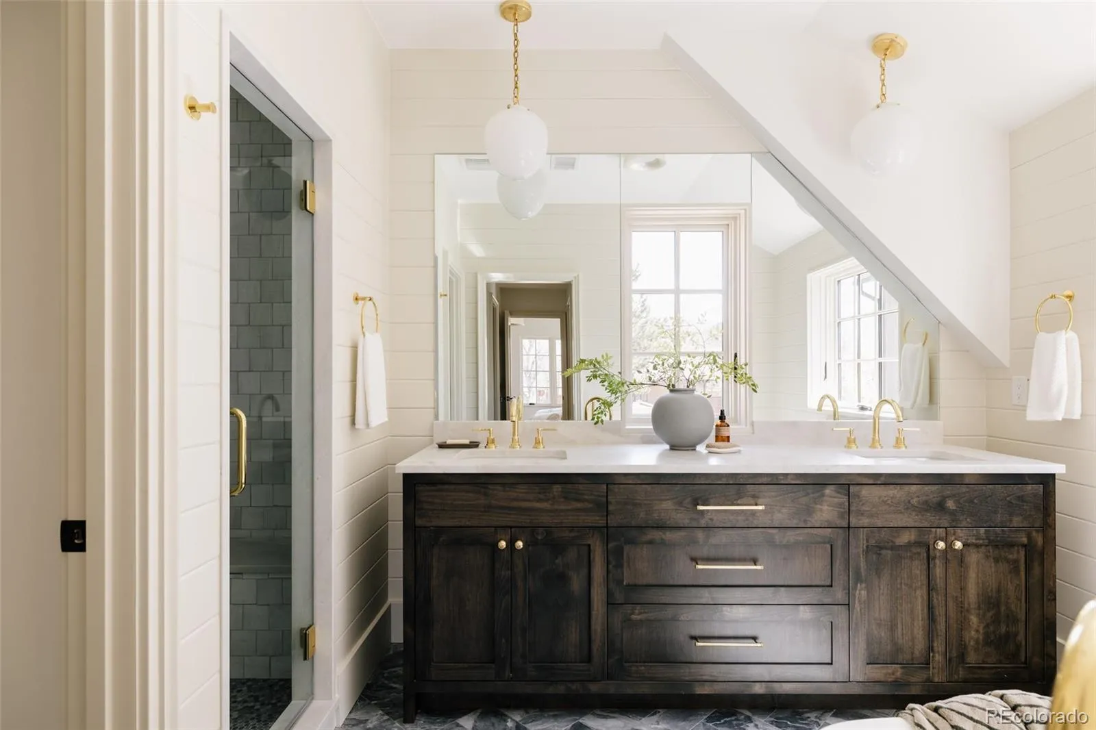 04082026122138 1600 16