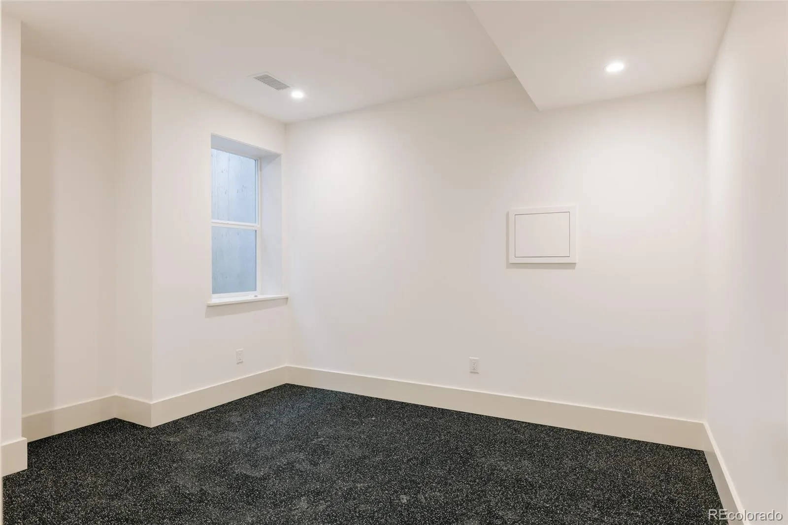 04082026122138 1600 30