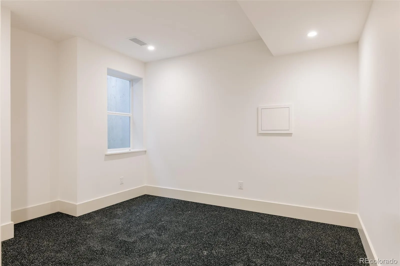 858 S Saint Paul Street Denver CO 80209 MLS #REC2969753 06222026184551 1600 30