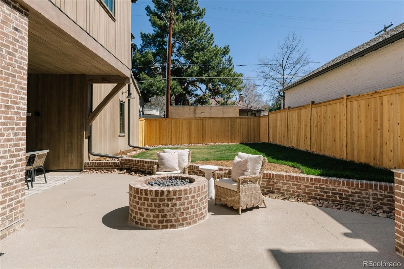 858 S Saint Paul Street Denver CO 80209 MLS #REC2969753 06222026184551 1600 32